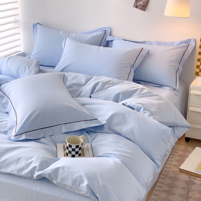 91家纺网 家纺一手货源 找家纺 锦彩家居 2026新款40支正宗13372双拼纯色全棉四件套酒店宾馆民宿学生三件套（可定制）标准号的床单是圆角吊边；小号和加大的床单都是直角 天蓝