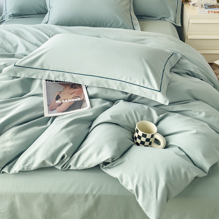 91家纺网 家纺一手货源 找家纺 锦彩家居 2026新款40支正宗13372双拼纯色全棉四件套酒店宾馆民宿学生三件套（可定制）标准号的床单是圆角吊边；小号和加大的床单都是直角 豆绿