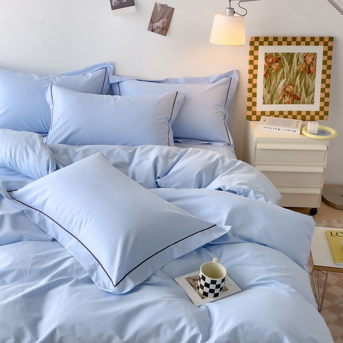 91家纺网 家纺一手货源 找家纺 锦彩家居 2026新款40支正宗13372双拼纯色全棉四件套酒店宾馆民宿学生三件套（可定制）标准号的床单是圆角吊边；小号和加大的床单都是直角 天蓝