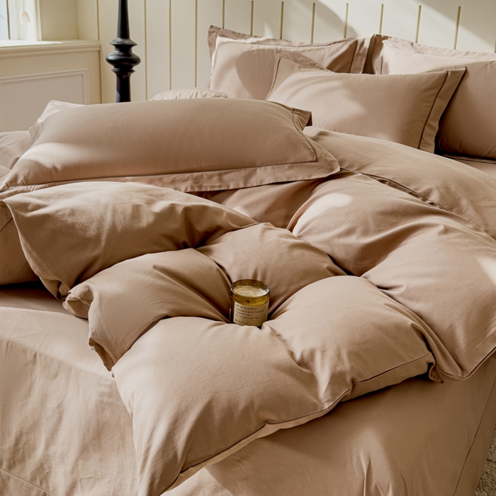 91家纺网 家纺一手货源 找家纺 锦彩家居 2026新款40支正宗13372双拼纯色全棉四件套酒店宾馆民宿学生三件套（可定制）标准号的床单是圆角吊边；小号和加大的床单都是直角 摩卡