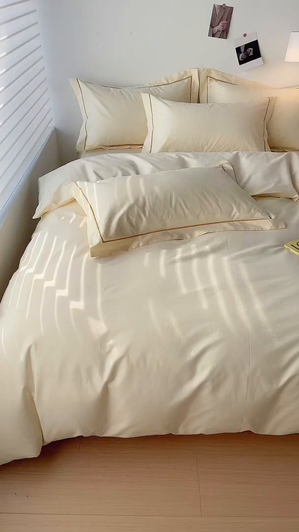 91家纺网 家纺一手货源 找家纺 锦彩家居 2026新款40支正宗13372双拼纯色全棉四件套酒店宾馆民宿学生三件套（可定制）标准号的床单是圆角吊边；小号和加大的床单都是直角 奶昔白