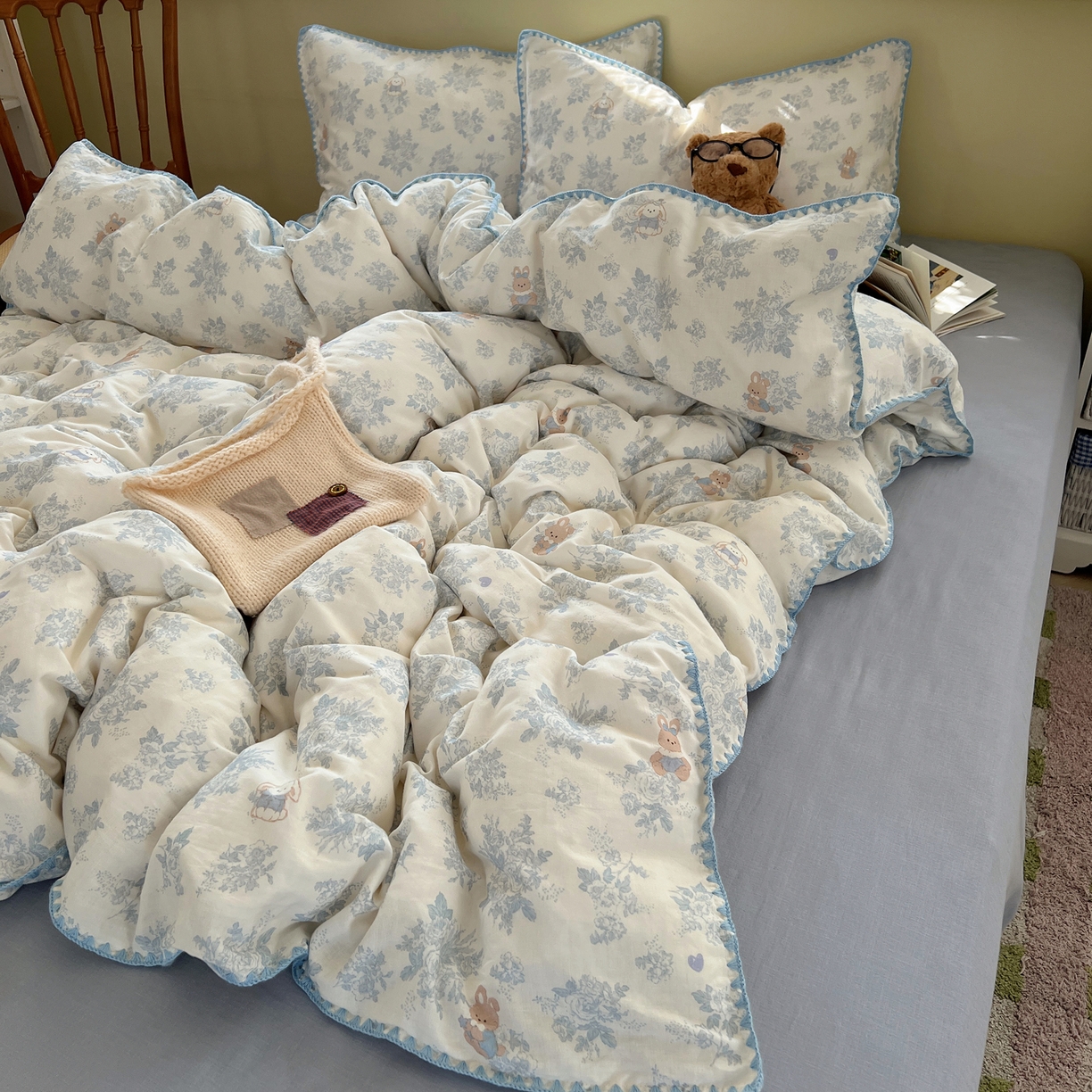 91家纺网 家纺一手货源 找家纺 典曼家纺 2026新款全棉纯棉有氧双层纱贝壳边四件套 贝壳边森林兔