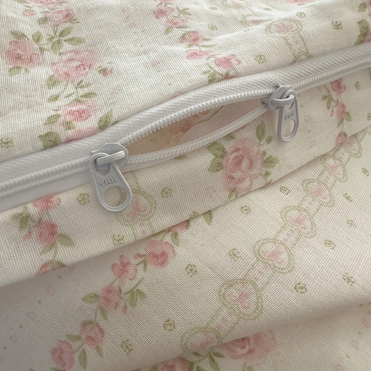 91家纺网 家纺一手货源 找家纺 典曼家纺 2026新款全棉纯棉有氧双层纱贝壳边四件套 贝壳边亭亭玉立