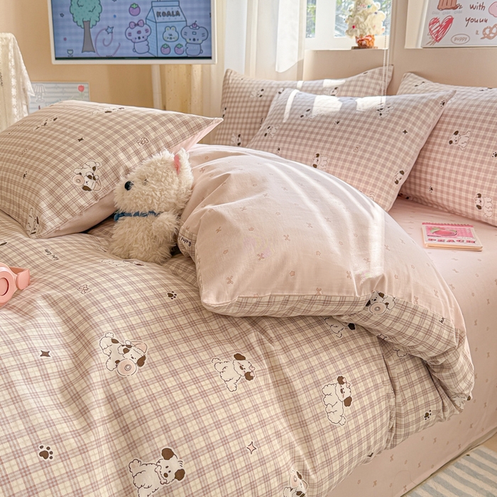 91家纺网 家纺一手货源 找家纺 典曼家纺 2026新款全棉印花四件套-系列二 莓果萌犬