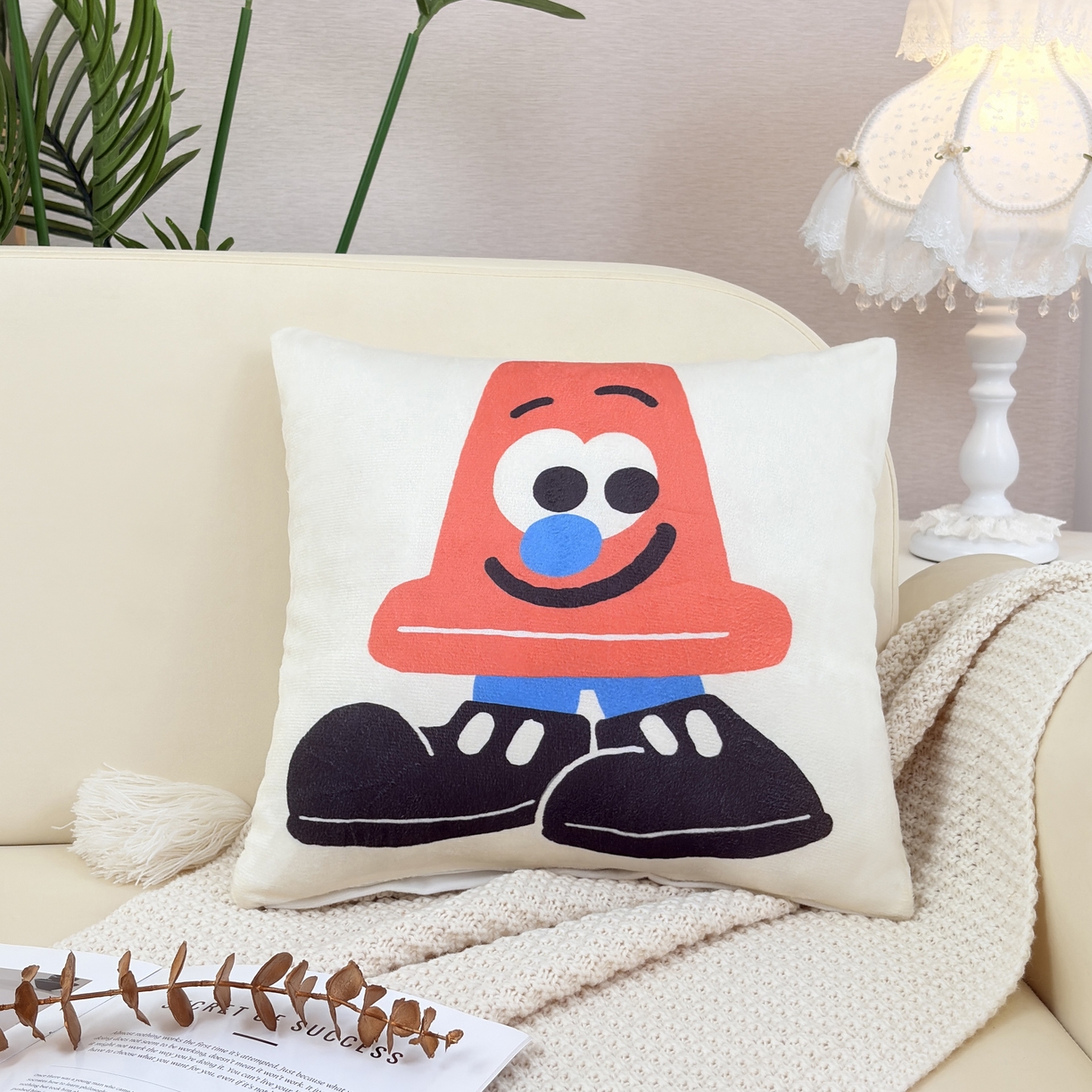 晟利凯枕芯 2026新款卡通萌趣抱枕枕头枕芯 卡通A