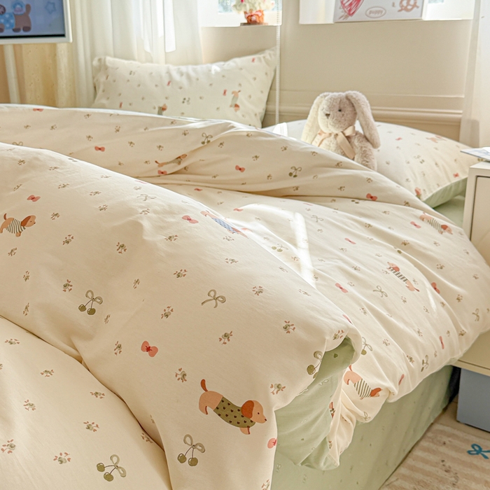 91家纺网 家纺一手货源 找家纺 典曼家纺 2026新款全棉印花四件套-系列二 樱桃腊肠