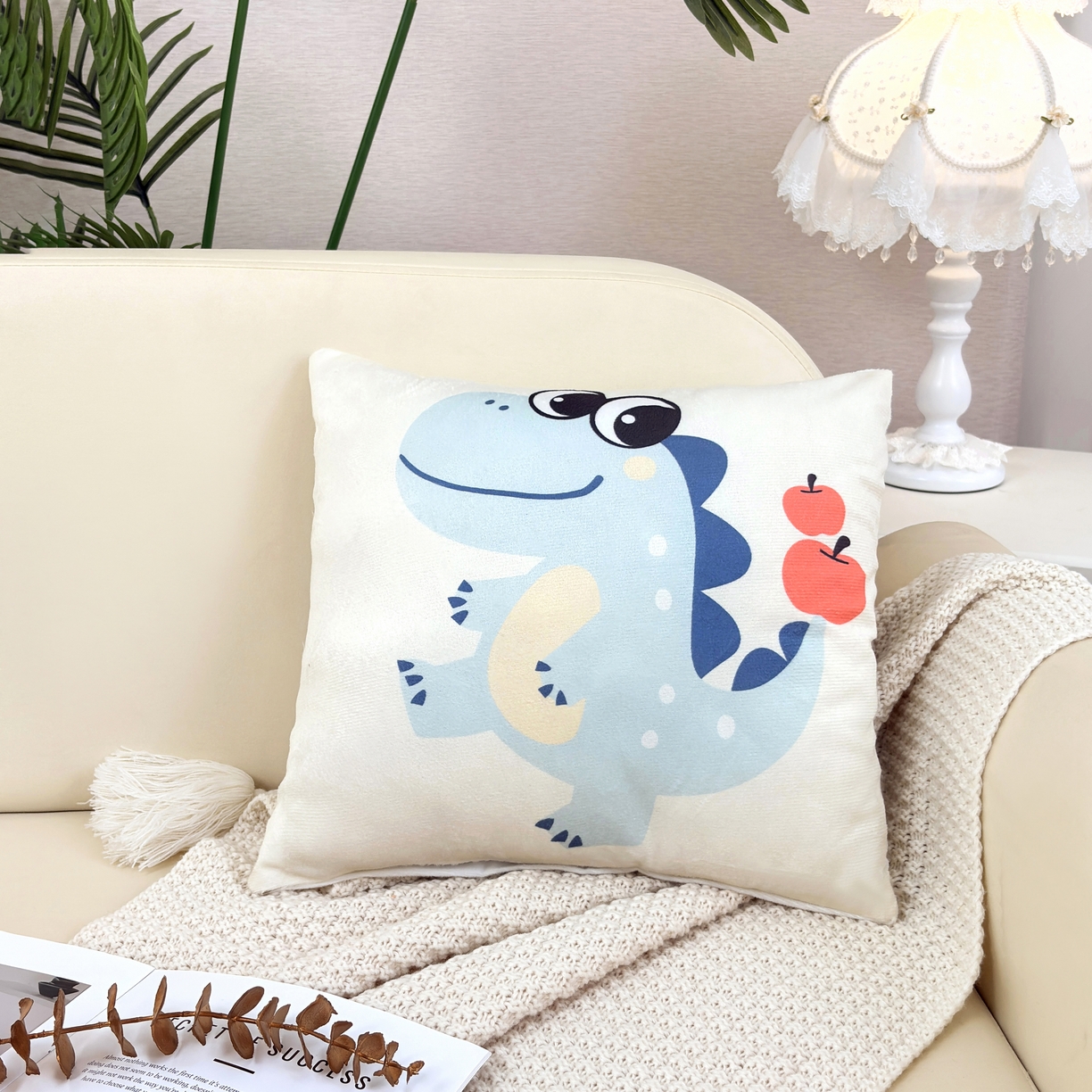 晟利凯枕芯 2026新款卡通萌趣抱枕枕头枕芯 恐龙苹果