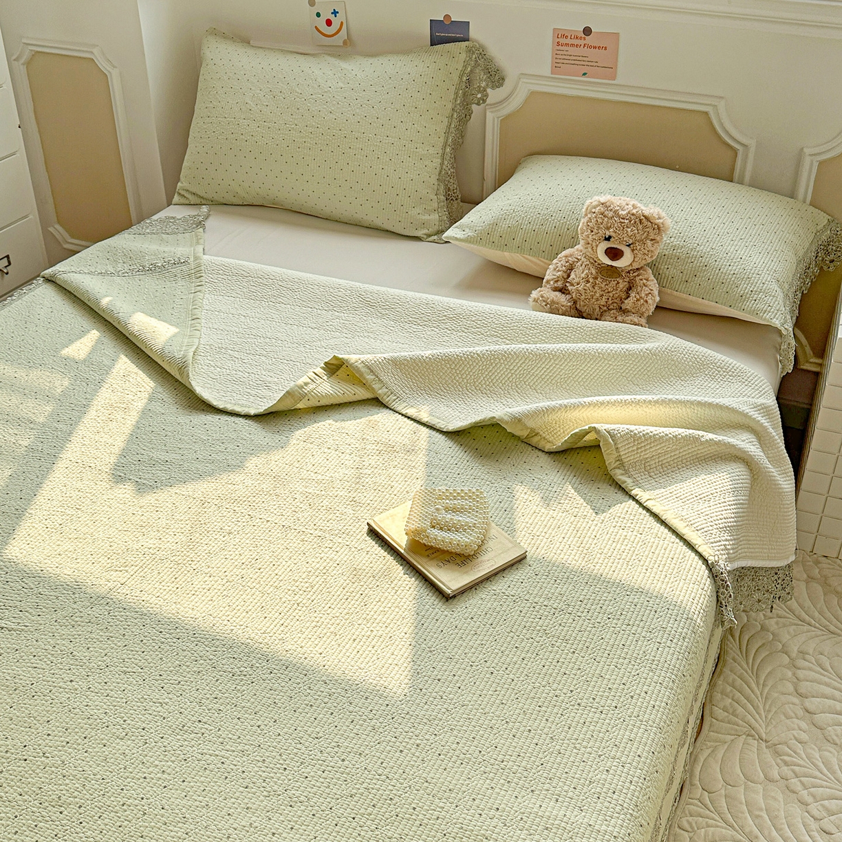 91家纺网 家纺一手货源 找家纺 源舜家纺 2026新款全棉双层纱梅花边床盖 波点-绿色