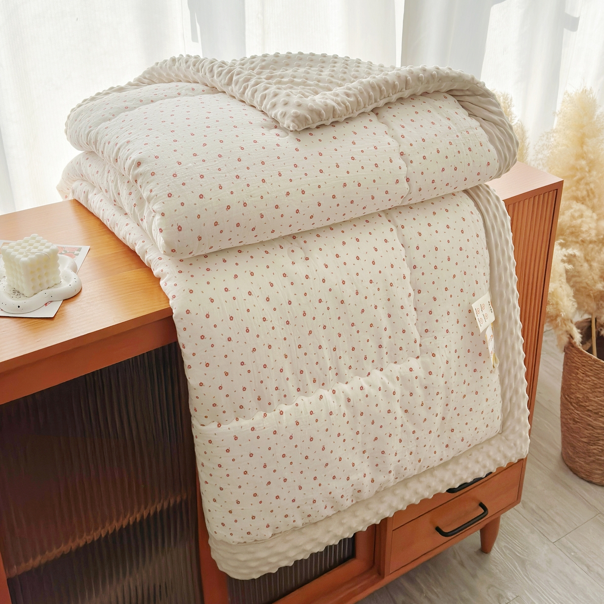 91家纺网 家纺一手货源 找家纺 （总）博尔菲 2026新款全棉数码印花双层纱豆豆被