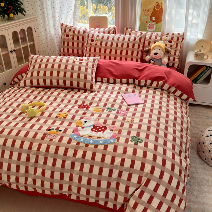 91家纺网 家纺一手货源 找家纺 如意朵 2025新款全棉加厚磨毛绣花四件套风格二（专版花型）快乐加马