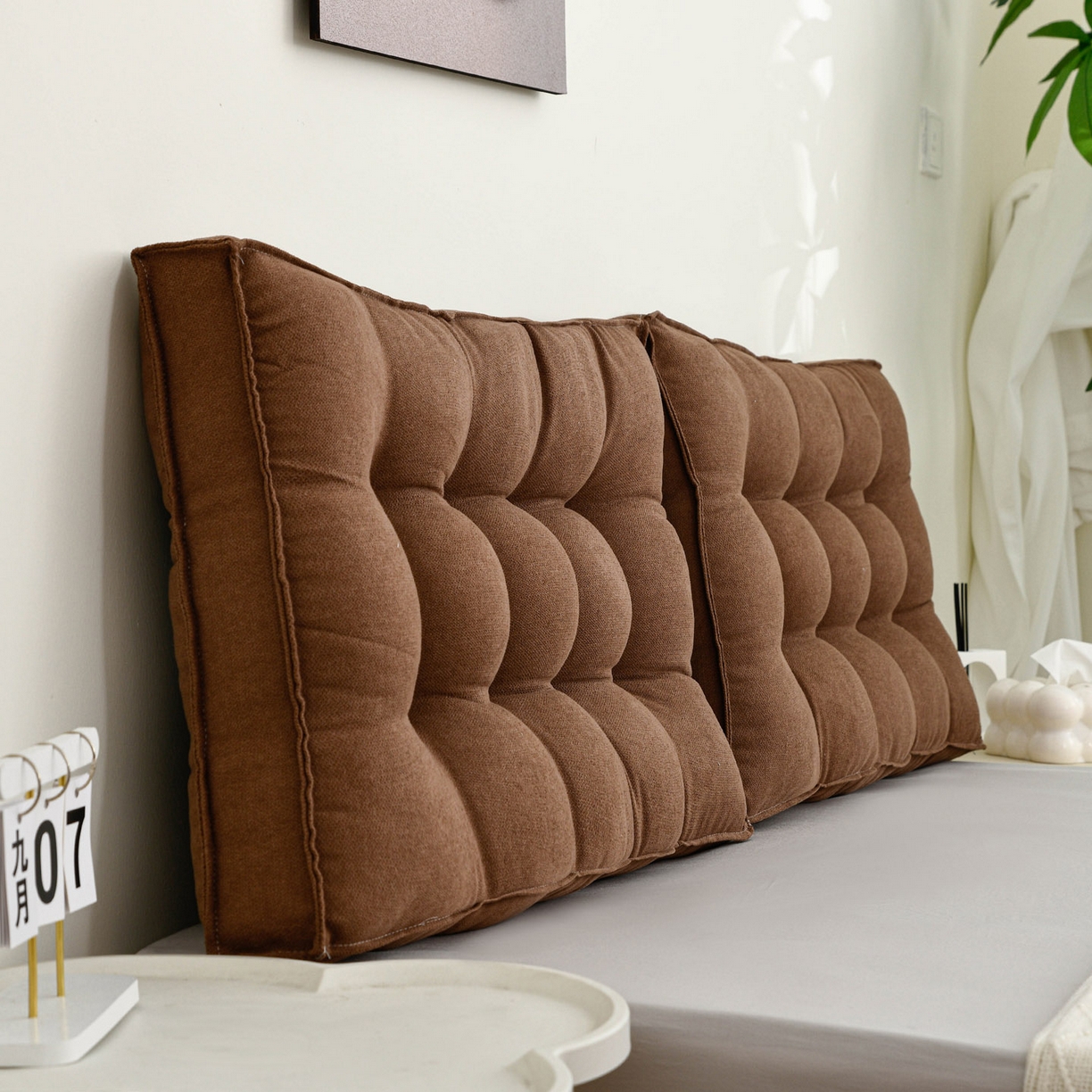91家纺网 家纺一手货源 找家纺 美达人 2025新款面包靠垫 咖褐色-韩国绒