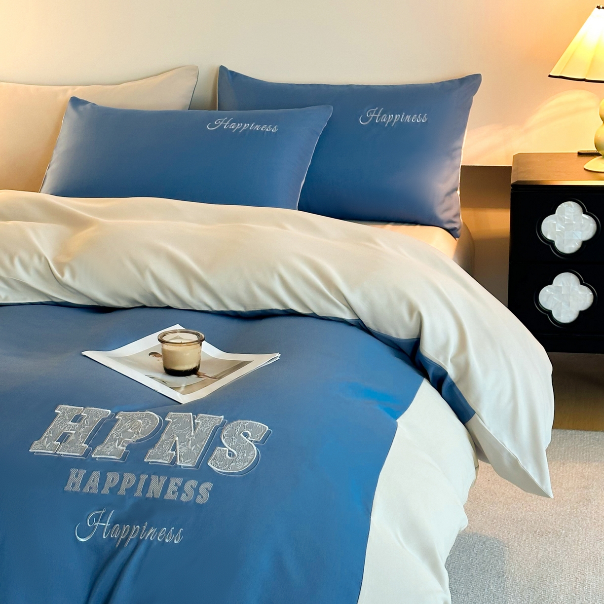 91家纺网 家纺一手货源 找家纺 麦空家居 2026新款提花大拼角贴布水洗棉四件套 宾利蓝