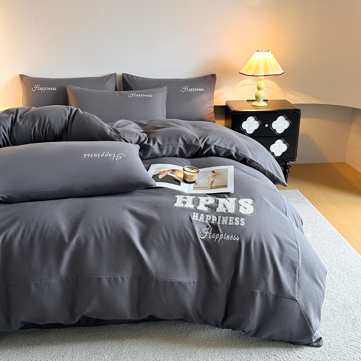 91家纺网 家纺一手货源 找家纺 麦空家居 2026新款提花大拼角贴布水洗棉四件套 高级灰