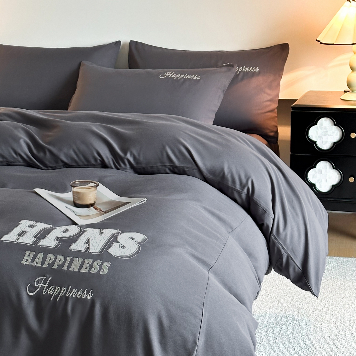 91家纺网 家纺一手货源 找家纺 麦空家居 2026新款提花大拼角贴布水洗棉四件套 高级灰