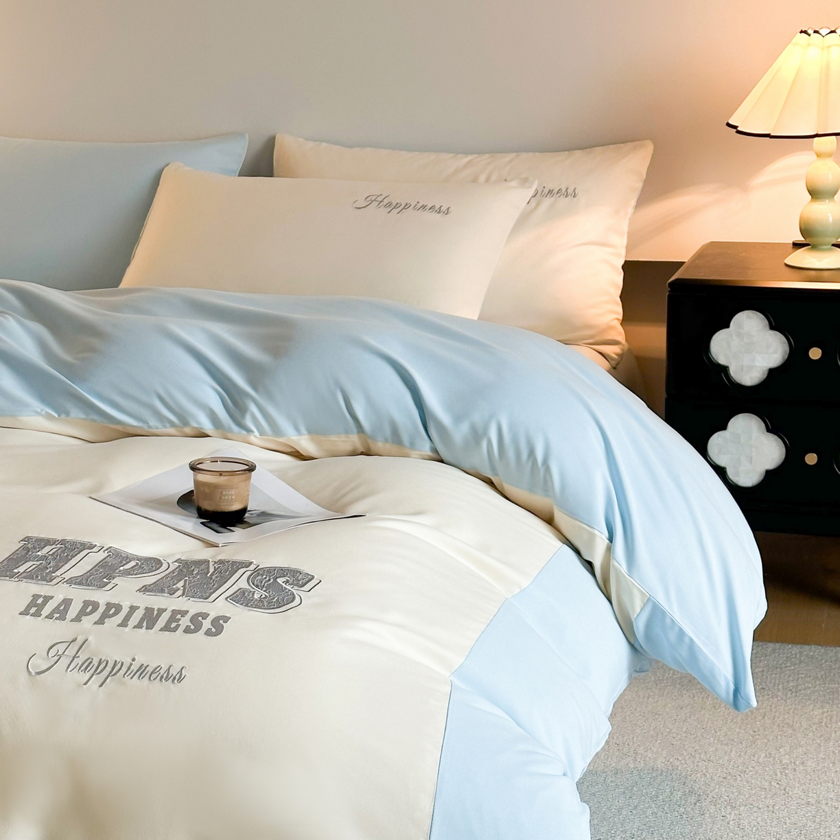 91家纺网 家纺一手货源 找家纺 麦空家居 2026新款提花大拼角贴布水洗棉四件套 奶昔白