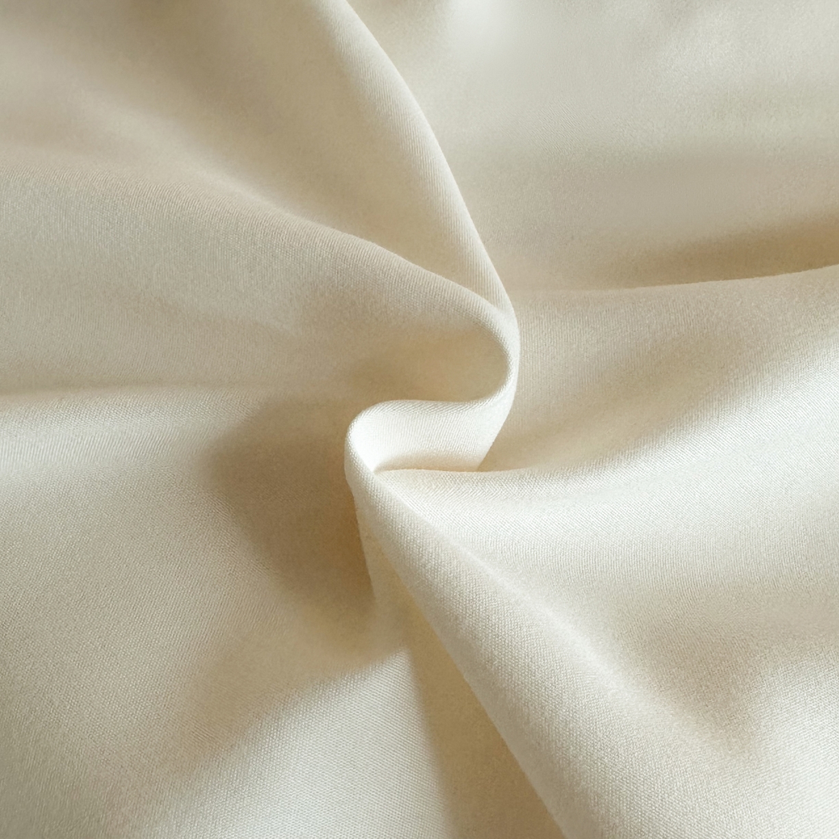 91家纺网 家纺一手货源 找家纺 麦空家居 2026新款提花大拼角贴布水洗棉四件套 奶昔白