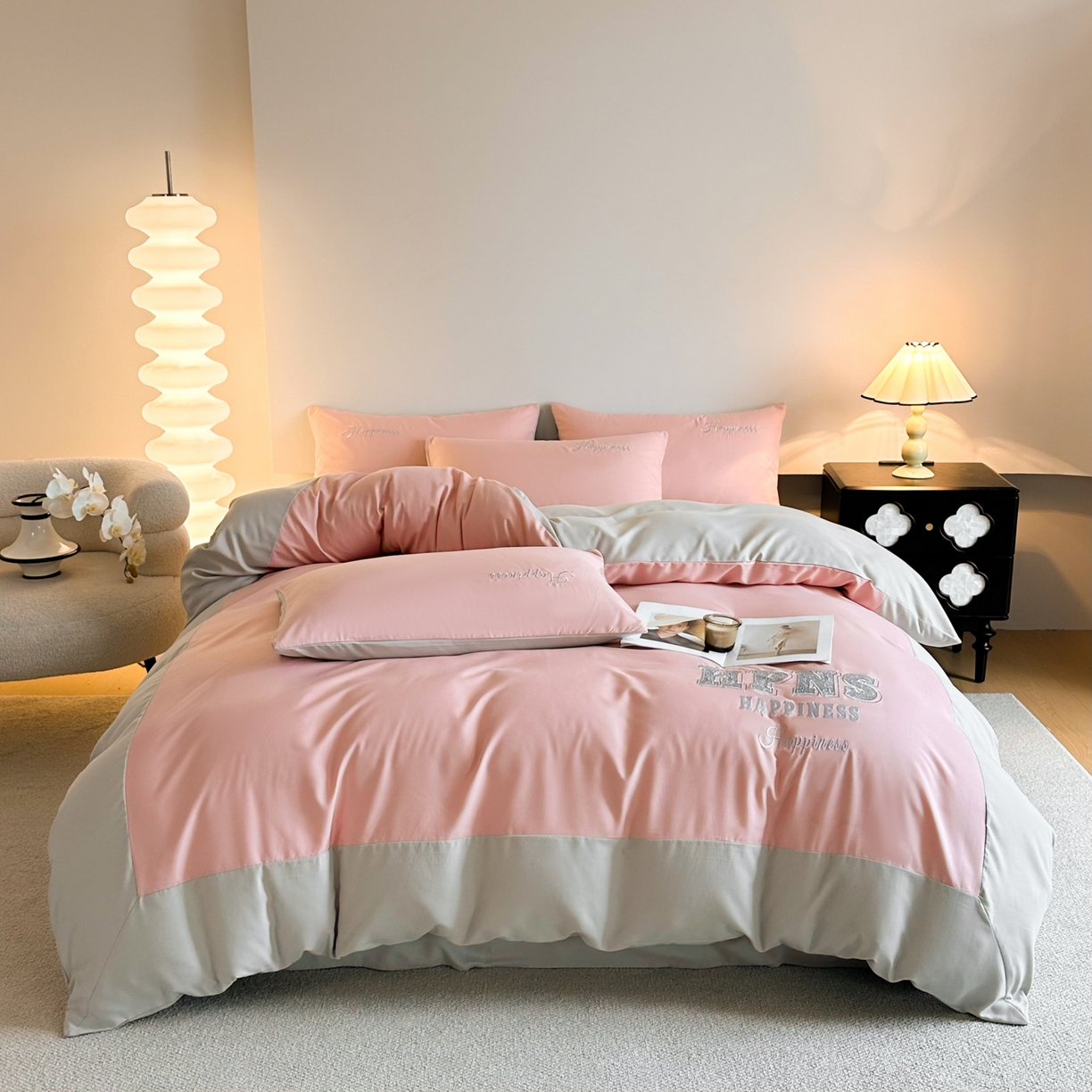 91家纺网 家纺一手货源 找家纺 麦空家居 2026新款提花大拼角贴布水洗棉四件套 奶油粉