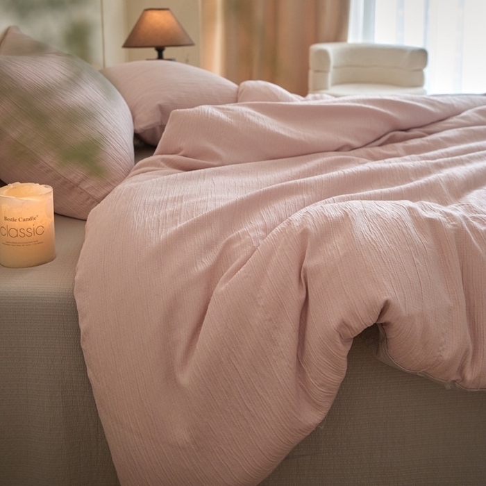 91家纺网 家纺一手货源 找家纺 麦空家居 2025新款无印风竹麻皱纱简约纯色四件套 奶油粉-山灰