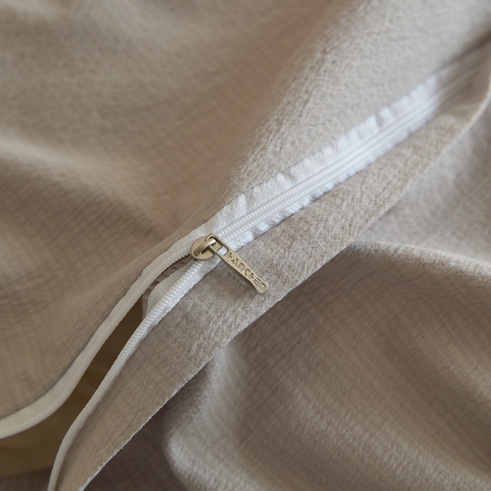 91家纺网 家纺一手货源 找家纺 麦空家居 2025新款无印风竹麻皱纱简约纯色四件套 奶油粉-山灰