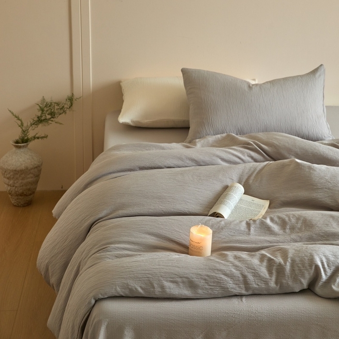 91家纺网 家纺一手货源 找家纺 麦空家居 2025新款无印风竹麻皱纱简约纯色四件套 珍珠灰独版