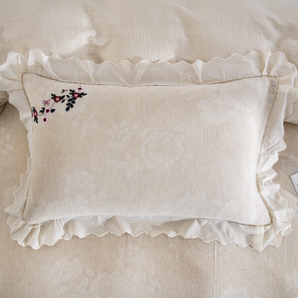 91家纺网 家纺一手货源 找家纺 仰望棉麻双层纱供应链 2026新款浣溪沙棉麻刺绣花边款四件套 浣溪沙-白