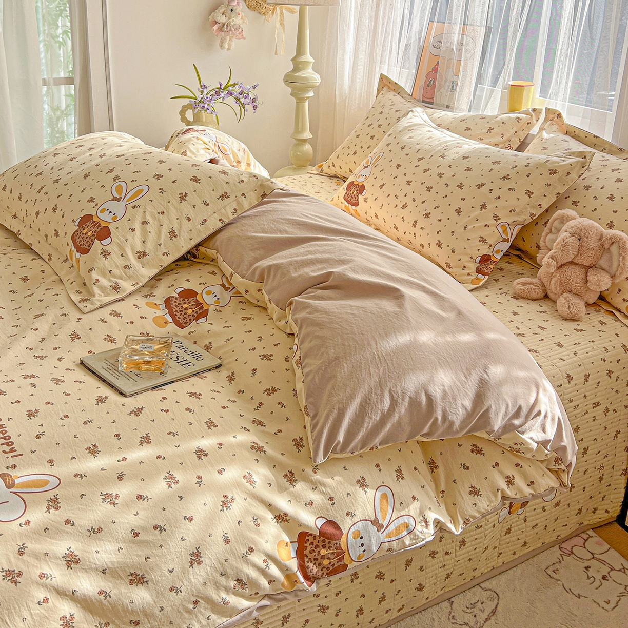 91家纺网 家纺一手货源 找家纺 仟网汇 2026新款亲肤舒适仿棉印花床盖四件套 萌萌兔