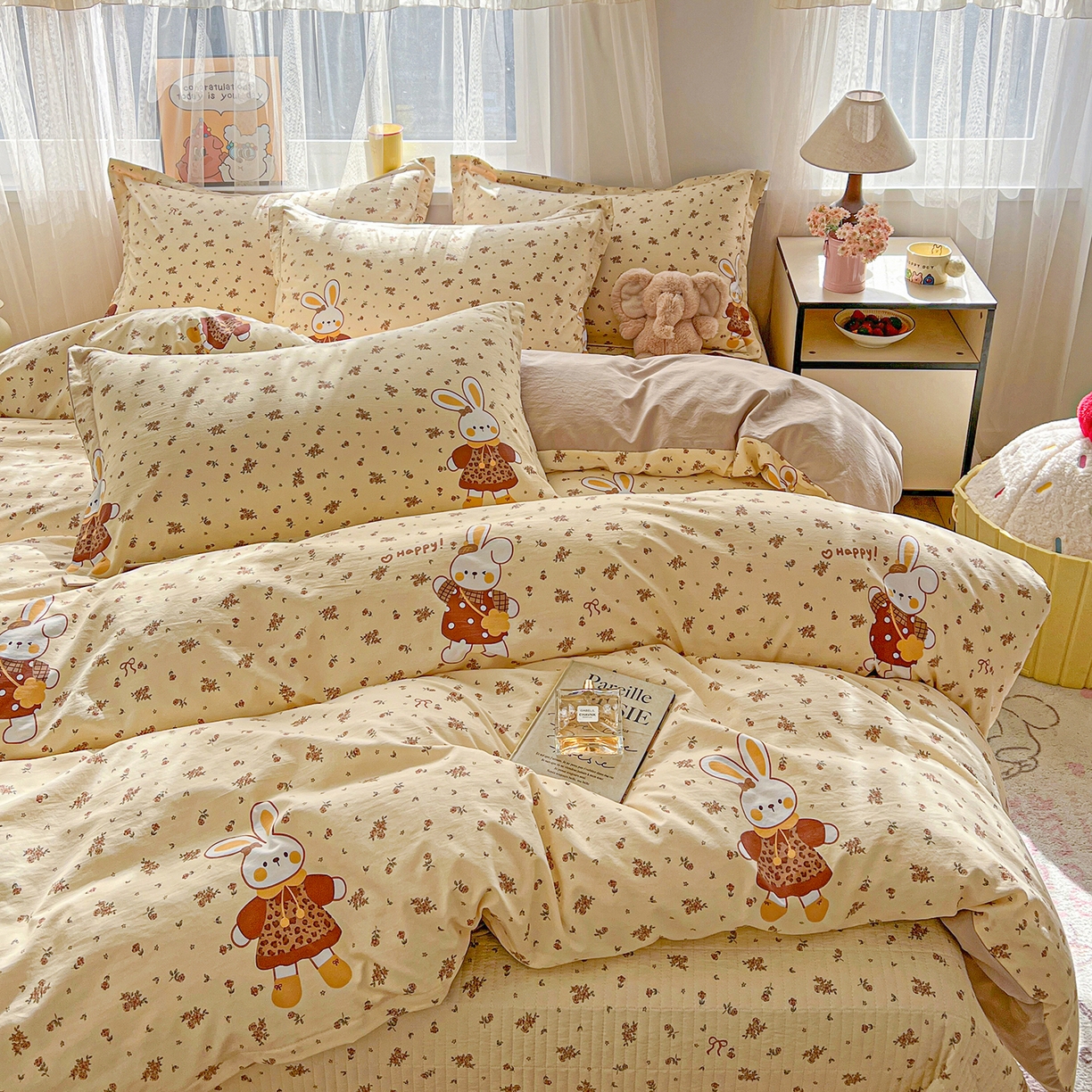 91家纺网 家纺一手货源 找家纺 仟网汇 2026新款亲肤舒适仿棉印花床盖四件套 萌萌兔