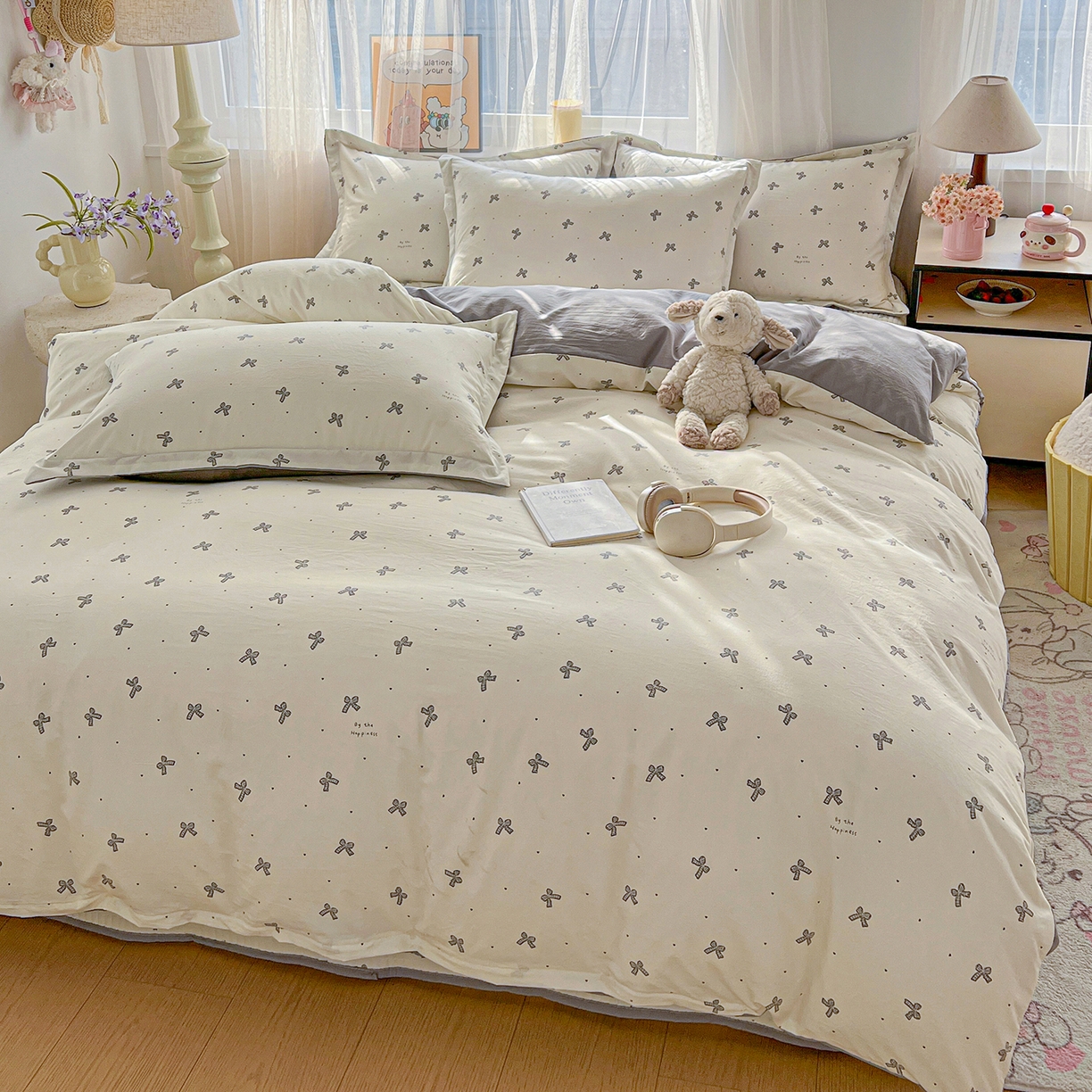 91家纺网 家纺一手货源 找家纺 仟网汇 2026新款亲肤舒适仿棉印花床盖四件套 梦幻灰