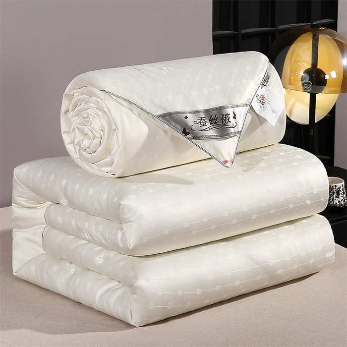 91家纺网 家纺一手货源 找家纺 前程家纺 2025新款彩丝小方格被冬被被子被芯春秋被棉被夏被空调被 彩丝小方格-米白色