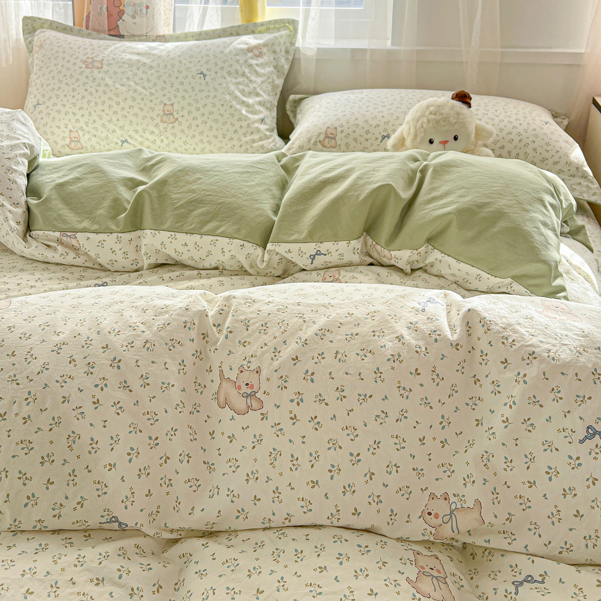 91家纺网 家纺一手货源 找家纺 仟网汇 2026新款亲肤舒适仿棉印花床盖四件套 皮皮狗