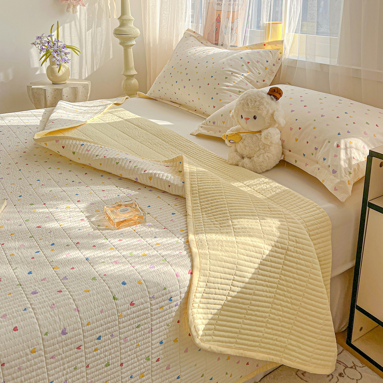 91家纺网 家纺一手货源 找家纺 仟网汇 2026新款亲肤舒适仿棉印花床盖四件套 五彩斑斓