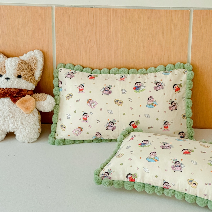 91家纺网 家纺一手货源 找家纺 金丝鸟家纺 2026新款全棉双层纱毛球款枕套多规格儿童枕套 吐司乐园