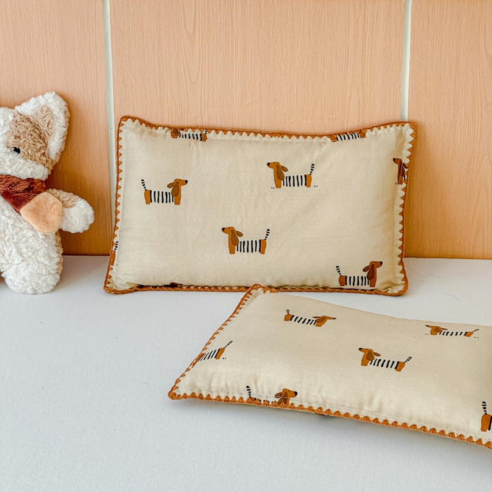 91家纺网 家纺一手货源 找家纺 金丝鸟家纺 2026新款全棉双层纱贝壳边款枕套多规格儿童枕套 拉条狗