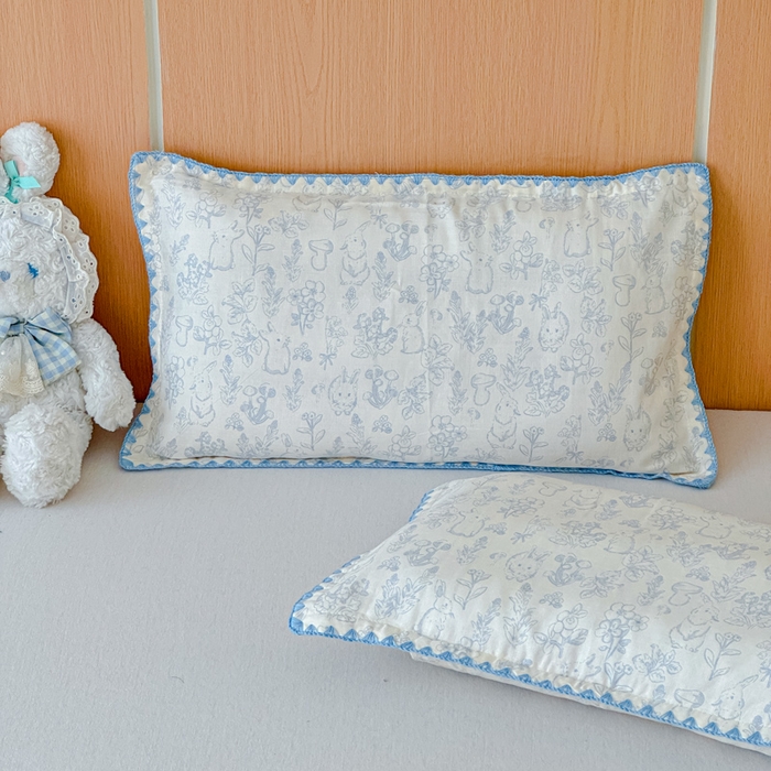 91家纺网 家纺一手货源 找家纺 金丝鸟家纺 2026新款全棉双层纱贝壳边款枕套多规格儿童枕套 芋泥兔兔 兰