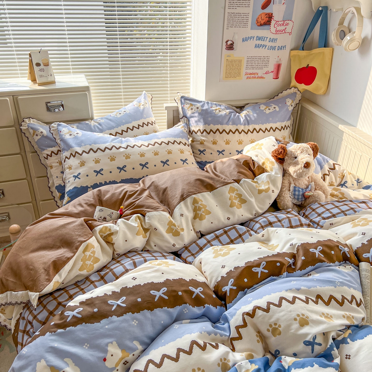 91家纺网 家纺一手货源 找家纺 希诺家居 2025新款费尔岛风全棉纯棉四件套韩式小清新花边四件套 费尔岛围巾小狗