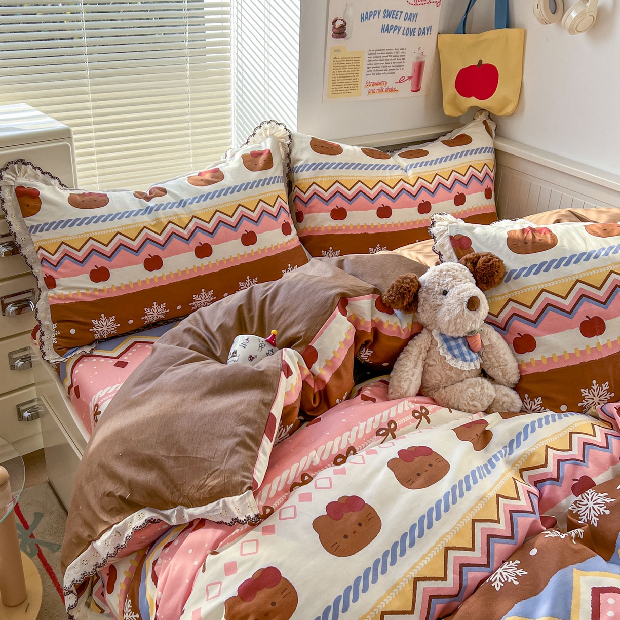 希诺家居 2025新款费尔岛风全棉纯棉四件套韩式小清新花边四件套 秘境苹果猫