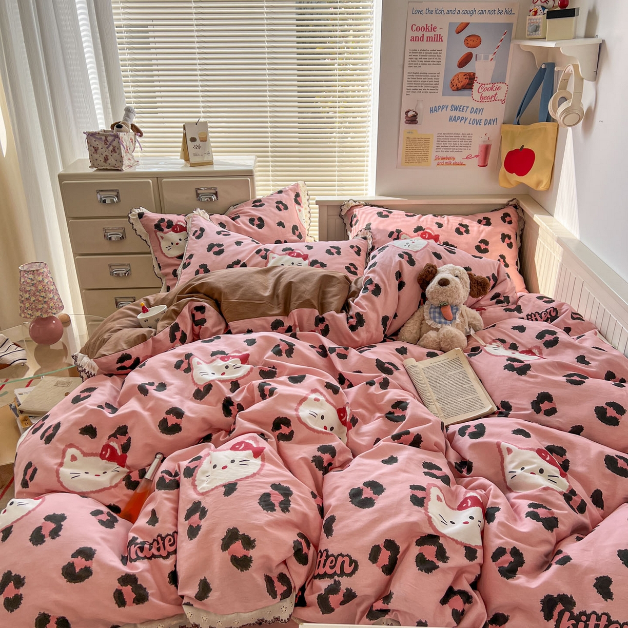 91家纺网 家纺一手货源 找家纺 希诺家居 2025新款费尔岛风全棉纯棉四件套韩式小清新花边四件套 千禧喵-粉