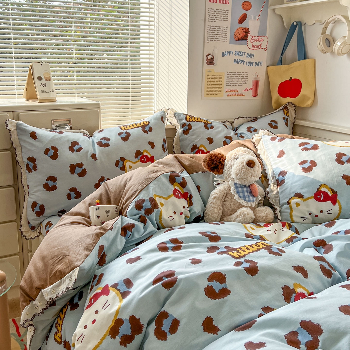 91家纺网 家纺一手货源 找家纺 希诺家居 2025新款费尔岛风全棉纯棉四件套韩式小清新花边四件套 千禧喵-蓝