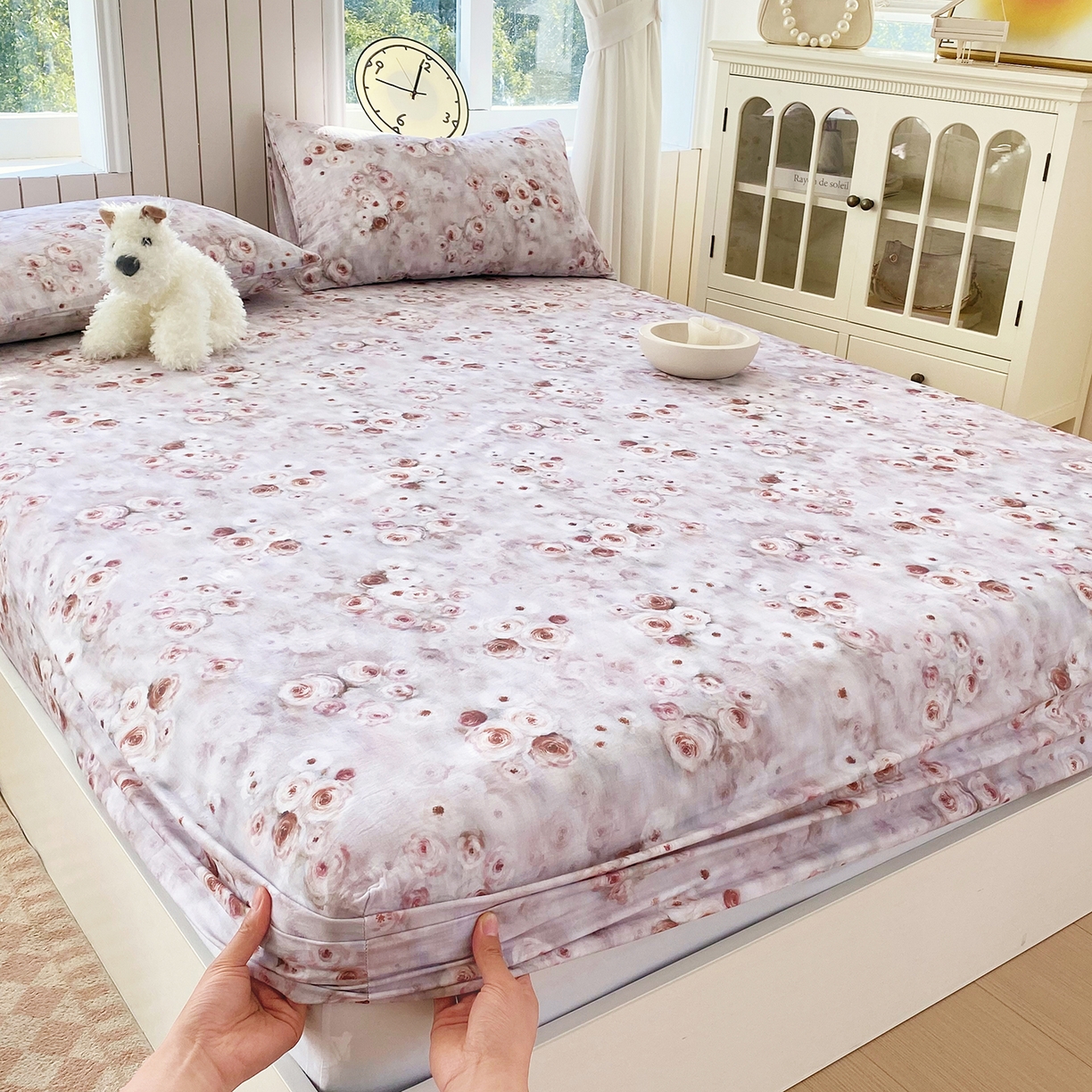 91家纺网 家纺一手货源 找家纺 春皖家纺 2026新款A类全棉有氧双层纱印花四件套单品系列-单床笠 雾棕