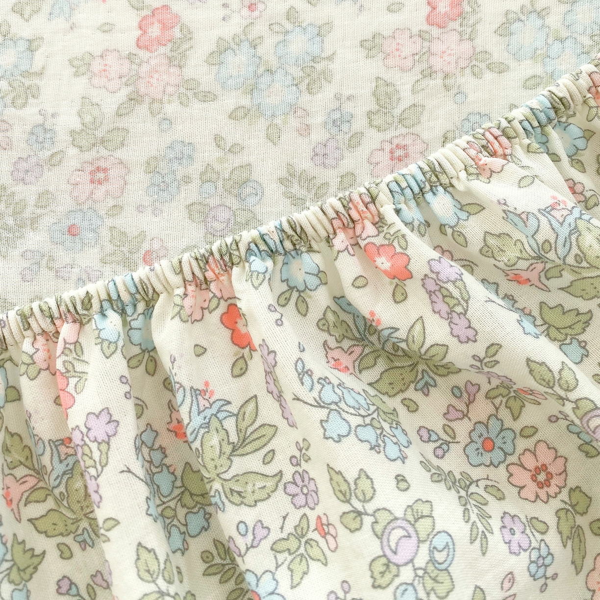 91家纺网 家纺一手货源 找家纺 春皖家纺 2026新款A类全棉有氧双层纱印花四件套单品系列-单床笠 花町