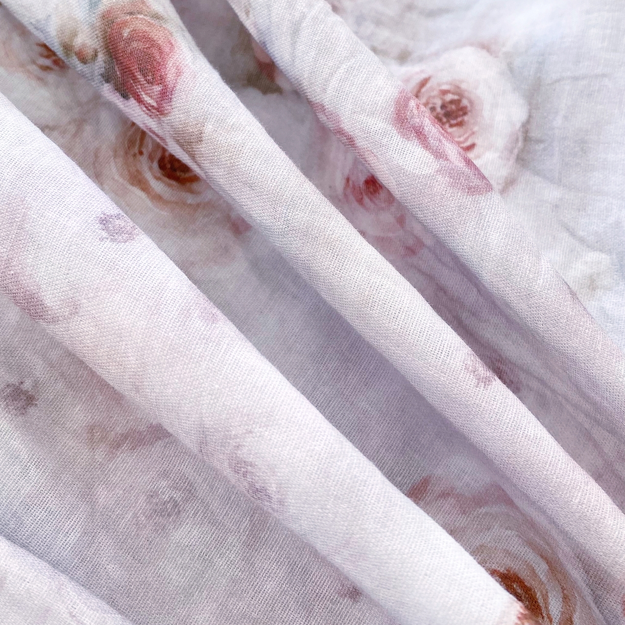 91家纺网 家纺一手货源 找家纺 春皖家纺 2026新款A类全棉有氧双层纱印花四件套单品系列-单床笠 雾棕