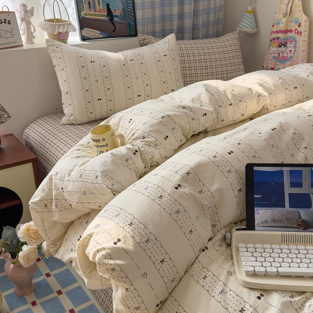 91家纺网 家纺一手货源 找家纺 希丞家居 2026新款博主风小清新仿棉云感纱床上四件套 多喜乐