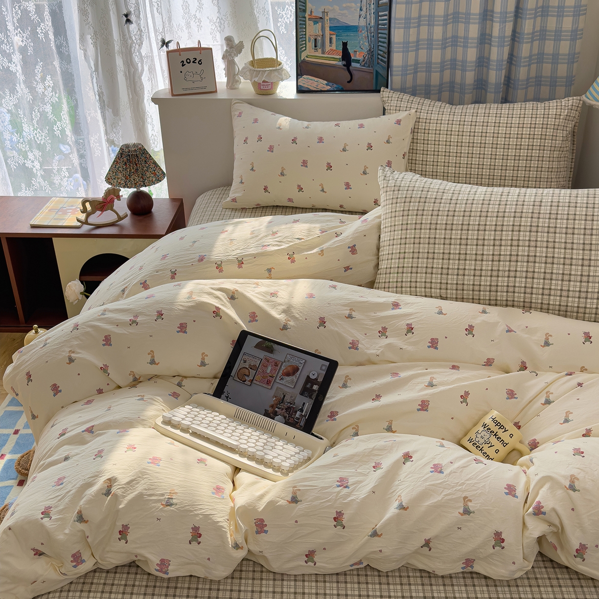 91家纺网 家纺一手货源 找家纺 希丞家居 2026新款博主风小清新仿棉云感纱床上四件套 假日狂欢