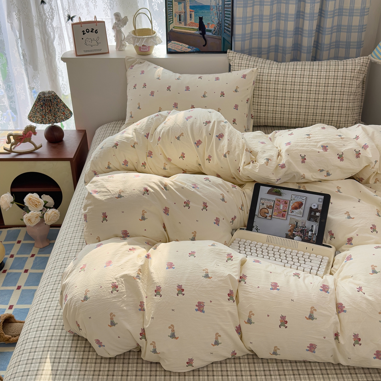 91家纺网 家纺一手货源 找家纺 希丞家居 2026新款博主风小清新仿棉云感纱床上四件套 假日狂欢