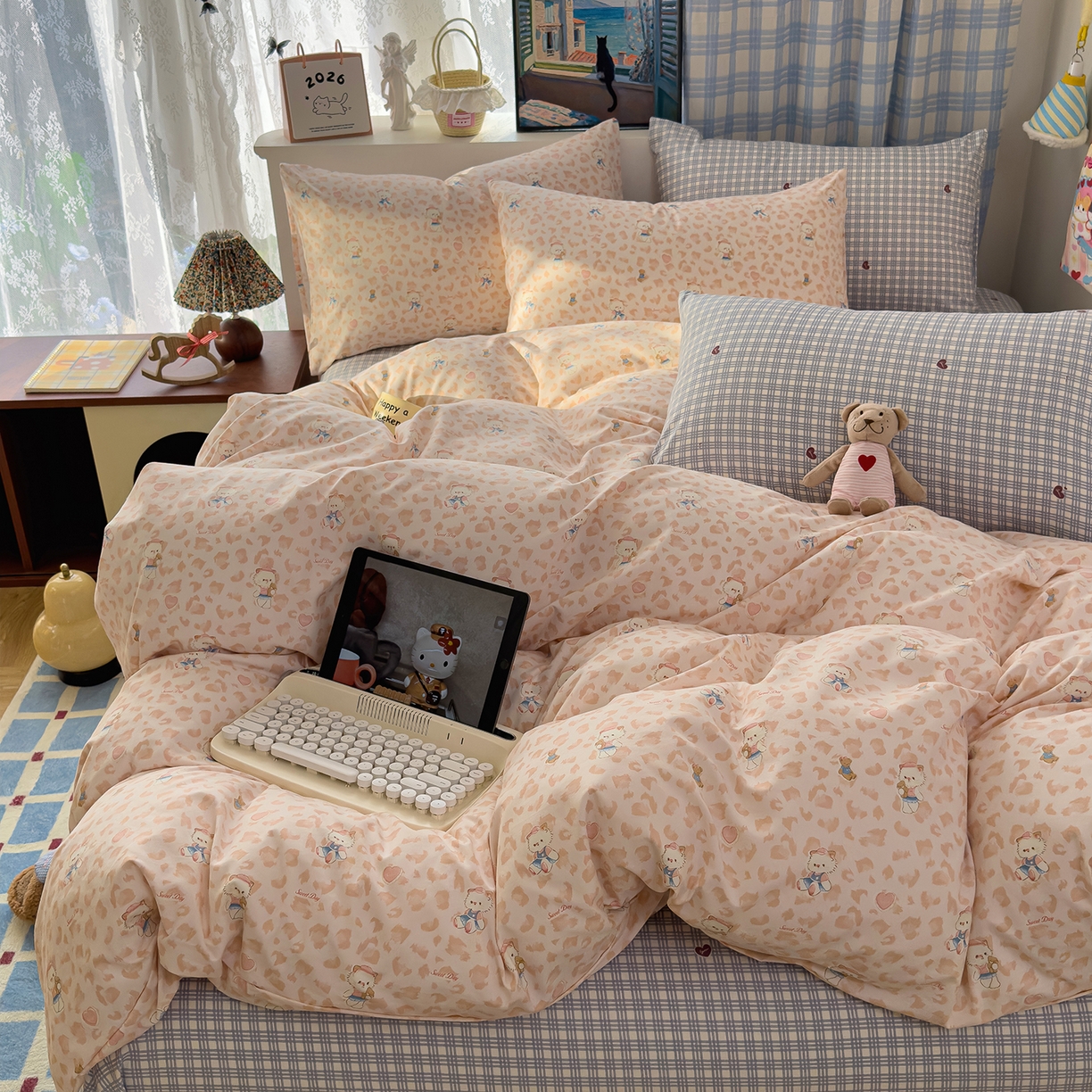 91家纺网 家纺一手货源 找家纺 希丞家居 2026新款博主风小清新仿棉云感纱床上四件套 喵小姐