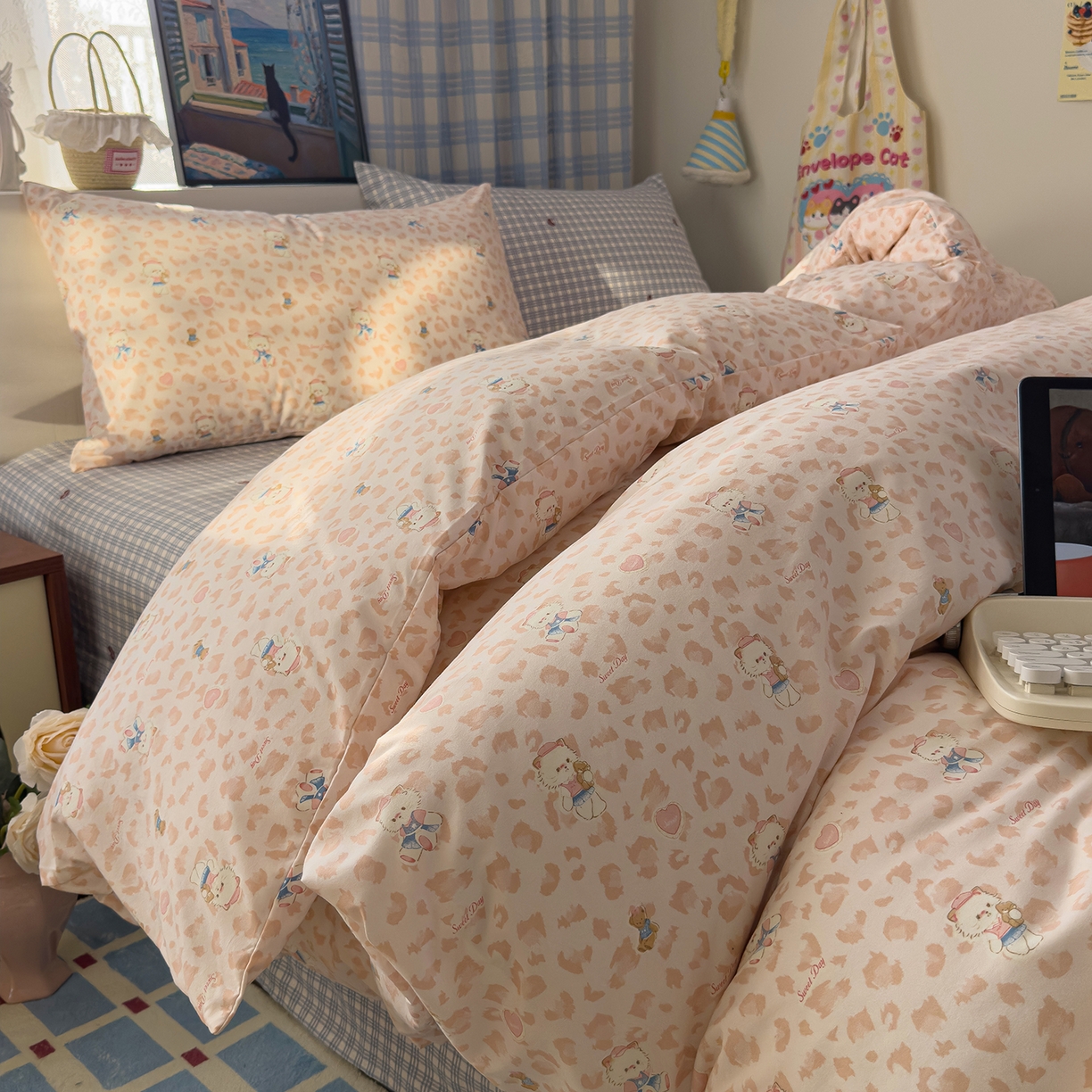 91家纺网 家纺一手货源 找家纺 希丞家居 2026新款博主风小清新仿棉云感纱床上四件套 喵小姐