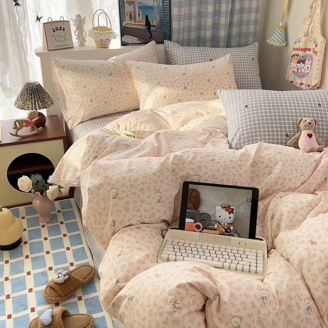 91家纺网 家纺一手货源 找家纺 希丞家居 2026新款博主风小清新仿棉云感纱床上四件套 喵小姐