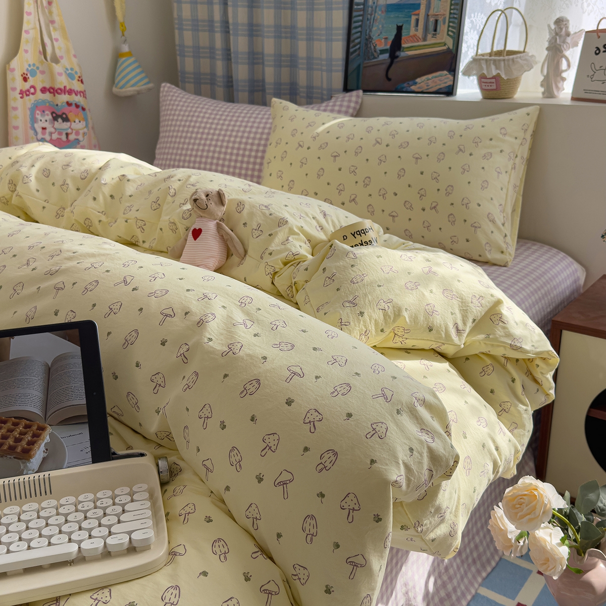 91家纺网 家纺一手货源 找家纺 希丞家居 2026新款博主风小清新仿棉云感纱床上四件套 奶油蘑菇