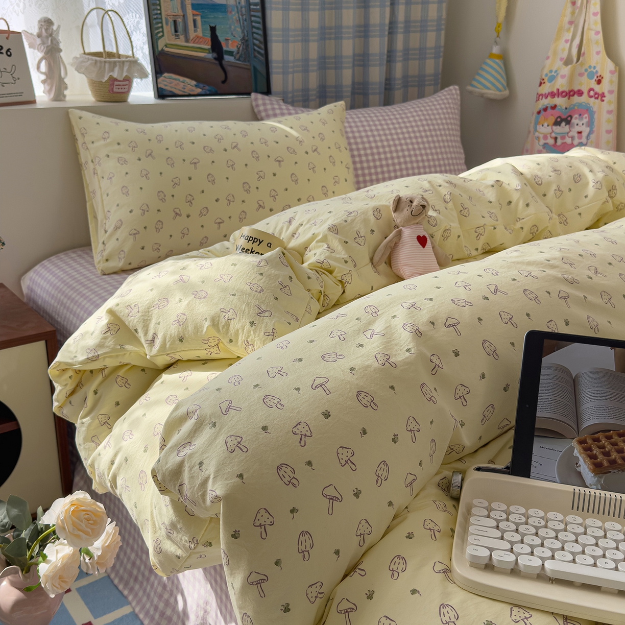 91家纺网 家纺一手货源 找家纺 希丞家居 2026新款博主风小清新仿棉云感纱床上四件套 奶油蘑菇