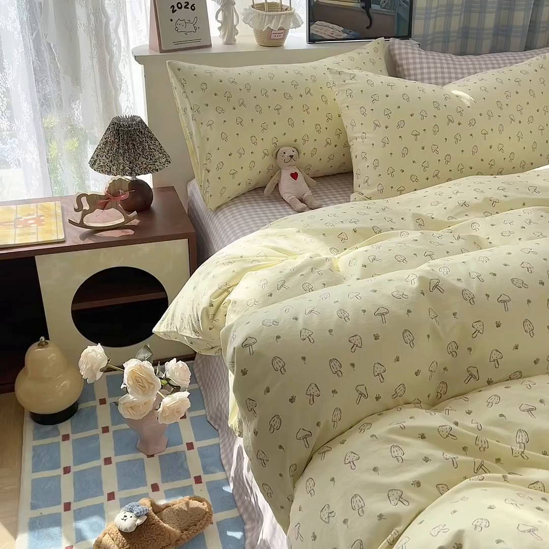 91家纺网 家纺一手货源 找家纺 希丞家居 2026新款博主风小清新仿棉云感纱床上四件套 奶油蘑菇